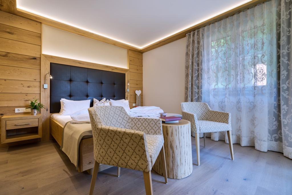 Hotel Fischerwirt Natur Waldspa Faistenau Εξωτερικό φωτογραφία